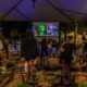 Cinema ao ar livre movido a energia limpa de bicicletas estreia em Penha (SC)